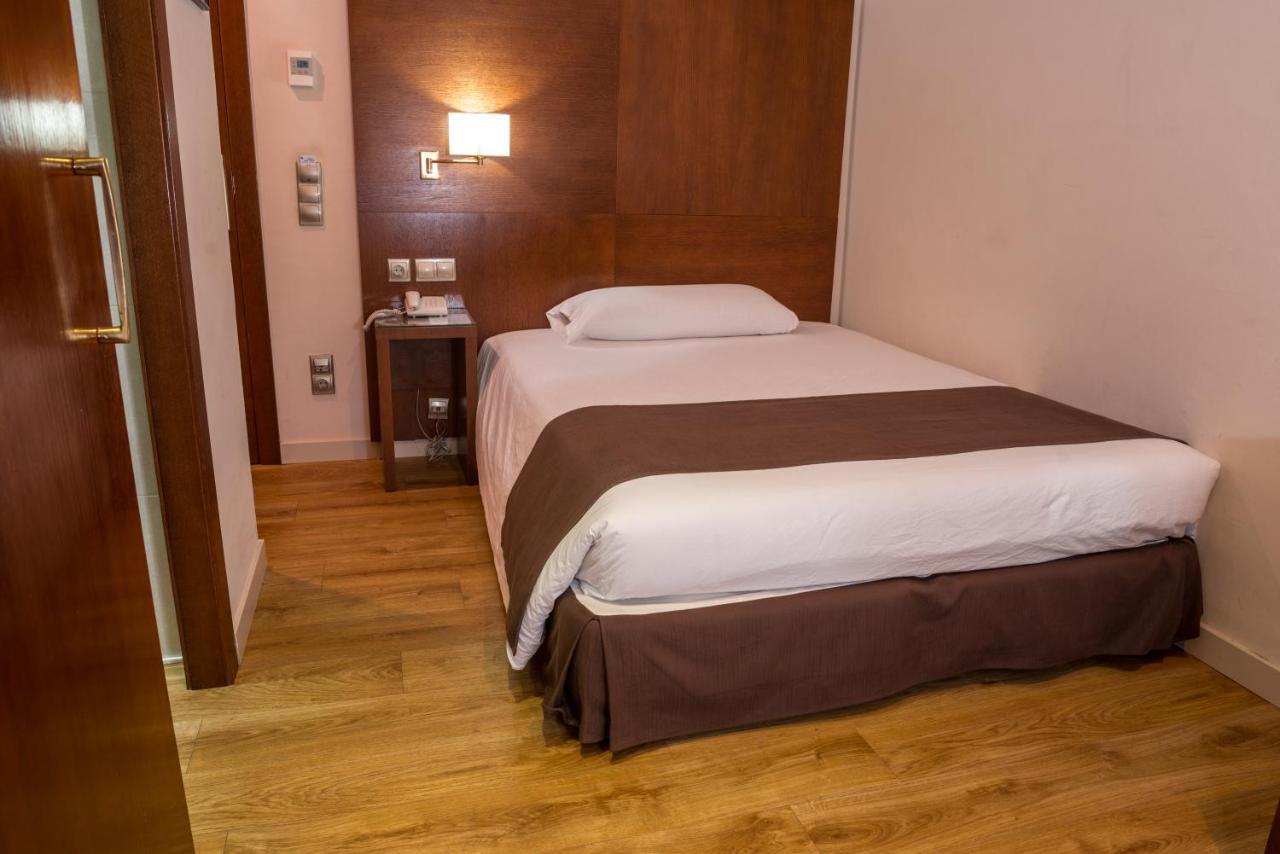 Ramon Berenguer IV Hotel Лерида Екстериор снимка