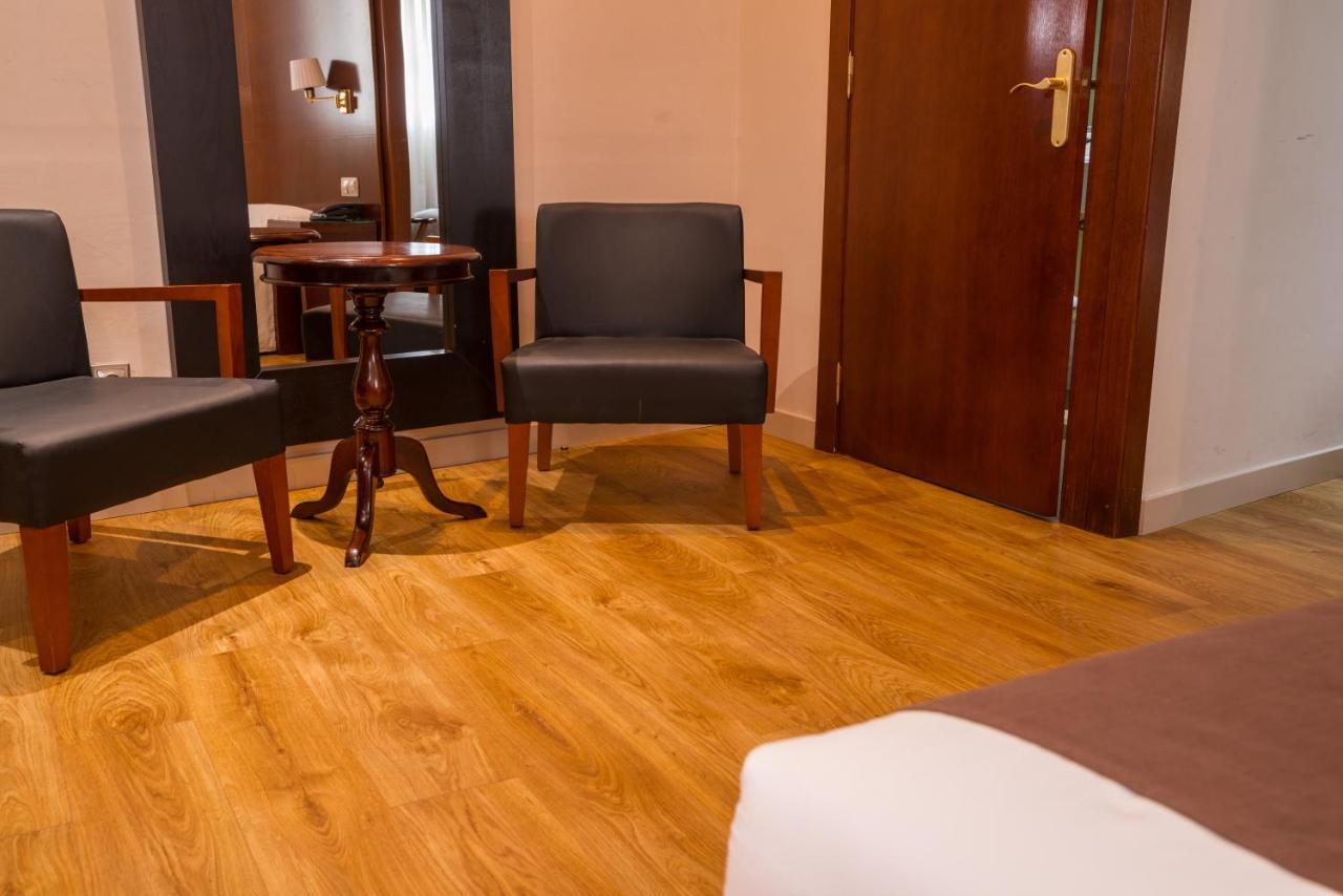 Ramon Berenguer IV Hotel Лерида Екстериор снимка